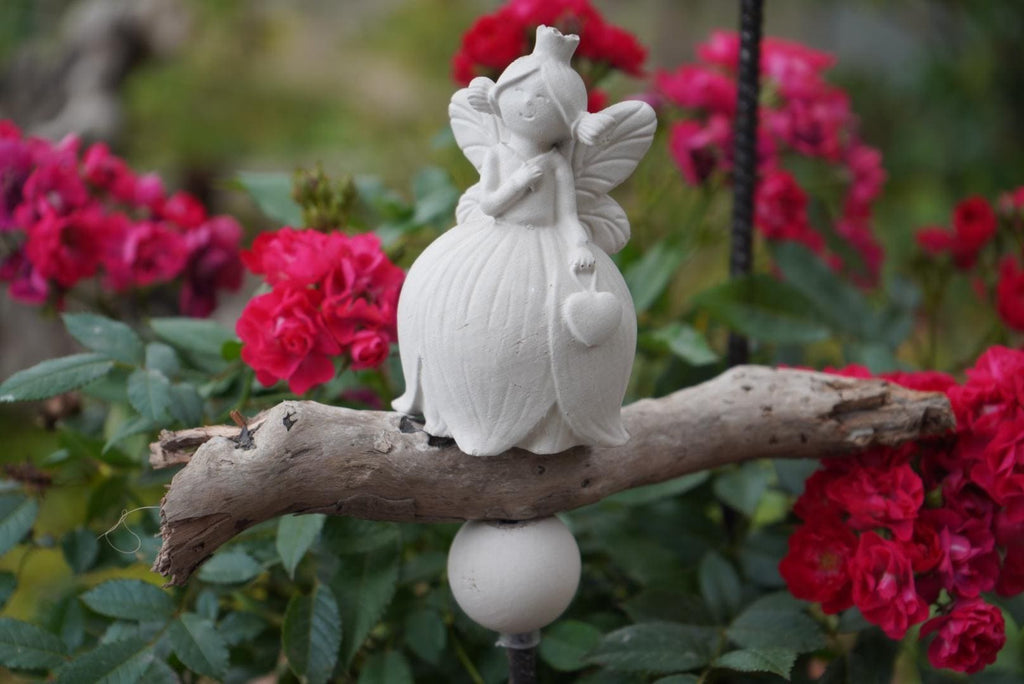 Deko Vogel, Beton Vogel, Gartendeko, Elfe, Gartenstecker mit Betonfigur, Baustahl, Blumenmädchen