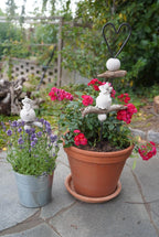 Deko Vogel, Beton Vogel, Gartendeko, Elfe, Gartenstecker mit Betonfigur, Baustahl, Blumenmädchen