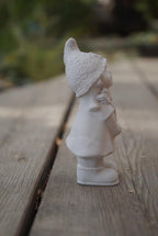 Deko Figur, Gartendeko, Gartenstecker mit Betonfigur, Baustahl, Blumenmädchen